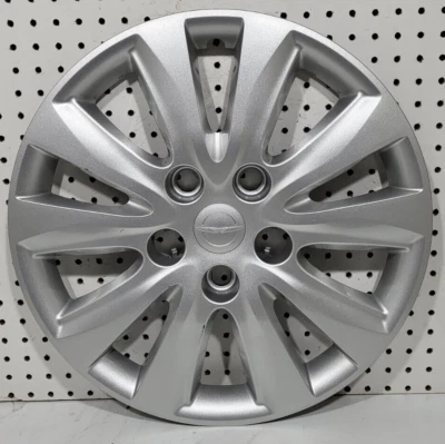 (1) Tapacubos/cubierta de rueda OEM 17-22 Chrysler Pacifica 17" 8056 04726536AB Pac1 Foto 1 de 4