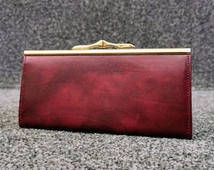 Burgundy Calf Leather Purse, Notes, Cards & Coins, Kiss Clasp, Vintage Retro - Picture 1 of 13