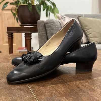 Mocasín de cuero hipster de tacón corto para mujer Cole Hann de colección con borlas talla 10 B Foto 1 de 4