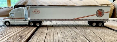 Liberty Classics Freightliner Century Sleeper Cab w/ 53' Trailer - NPE - 1:64 - Image 1 of 4
