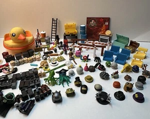 Roblox Toys Assorted Lot of 125 Random Pieces Collection Accessories Duck Heads - Picture 1 of 21