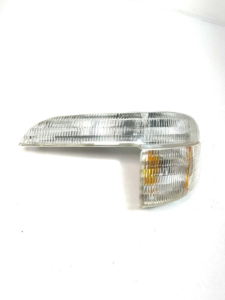 Ford Explorer 1995-2001 conductor esquina/luz de estacionamiento lámpara de estacionamiento señal de giro Foto 1 de 4