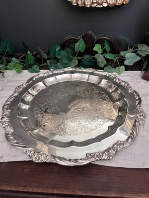 Bandeja redonda victoriana vintage Heritage Rogers Bros 1847 #9472 Foto 1 de 4
