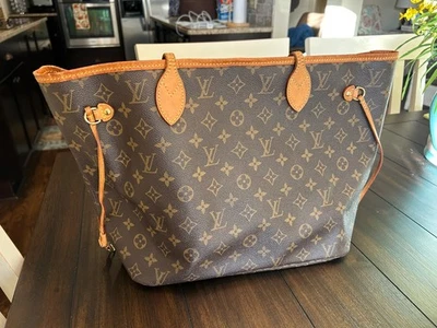 Authentic Louis Vuitton Monogram Neverfull Shoulder Tote Bag Excellent Condition - Image 1 of 4