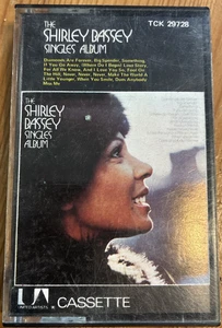 1975 UNITED ARTISTS CASSETTE TAPE THE SHIRLEY BASSEY SINGLES ALBUM - TCK 29728 - Picture 1 of 1