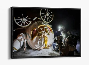 BANKSY CINDERELLA CRASH -DEEP FLOATER/FLOAT EFFECT FRAMED CANVAS WALL ART PRINT - Picture 1 of 12