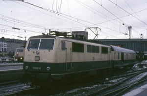 Originaldia 111 198, München Hbf, 27.02.1987 - Picture 1 of 1
