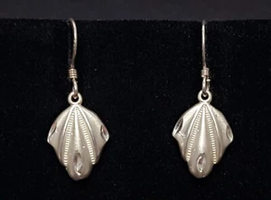 Sterling Silver Dangle Etched Earrings Diamond Cut Detail Pierced Hooks 1" Drop - Picture 1 of 9