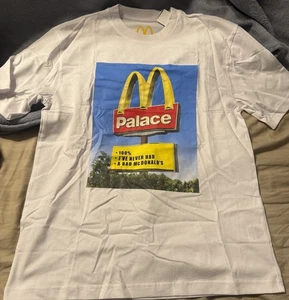 Camiseta Palace x McDonald’s Sign I’ve Never Had A Bad McDonald’s Grande Blanca - Imagen 1 de 5