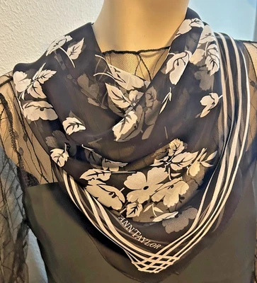 Bufanda de seda floral negra, blanca cuadrada vintage de 25 x 25 pulgadas - Ann Taylor - VS-69 Foto 1 de 4