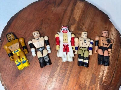 "Lote de 5 minifiguras WWE C3 StackDown Sin Cara, Kofi, The Rock, John Cena 2,25""" Foto 1 de 4