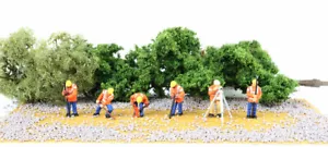 Bachmann Trains HIGHWAY MAINTENANCE CREW - HO SCALE - 6 Pieces 33121 NIB NEW - Picture 1 of 2