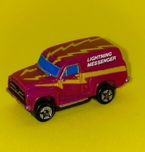 Vintage Micro Machines '50's Ford Panel Truck Micro Lights 1989 Galoob  