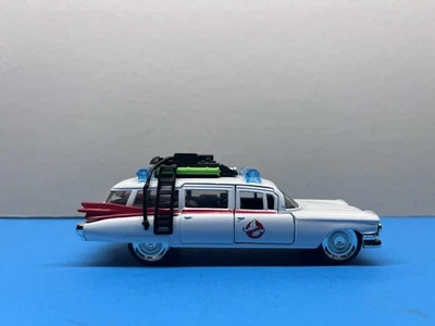 JADA 1:32 die-cast Ghostbusters 1959 Cadillac Ambulance Ecto-1 Toy Model Car - Image 1 of 4