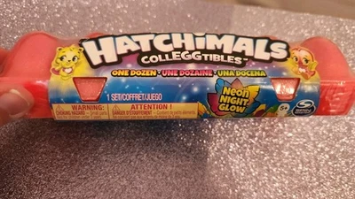 Картонная коробка для яиц Hatchimals CollEGtibles, Neon Nightglow упаковка 12 шт. с сезоном 4... - Изображение 1 из 4