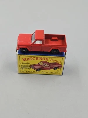 Jeep Gladiator vintage Matchbox Lesney #71 rojo con la caja original en... Foto 1 de 4