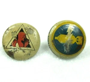 2 Vintage 1940s Kelloggs Pep Cereal Pinbacks 96th & 370th Bombardment Squadron  - Picture 1 of 12