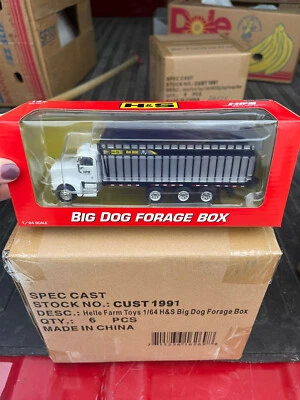 1/64 H&S Big Dog Forage Box White Peterbilt Truck - Helle Farm Equipment logo - Image 1 of 4
