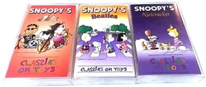 (3) SNOOPY'S CLASSICS ON TOYS CASSETTE TAPES 1995 JAZZ BEATLES NUTCRACKER WARNER - Picture 1 of 10