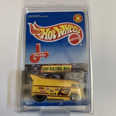 Autobús de carreras Hot Wheels 1998 edición especial Jiffy Lube VW amarillo Foto 1 de 3