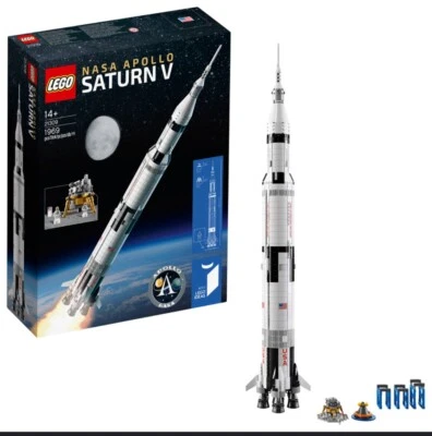 LEGO Ideas: NASA Apollo Saturn V (21309) - Image 1 of 4