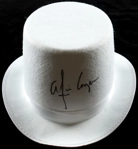 ALICE COOPER AUOGRAPHED WHITE TOP HAT BECKETT WITNESSED - Picture 1 of 3