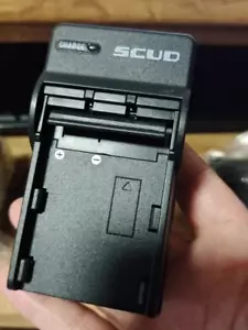 Scud DC 8.4V 600mA Ladegerät Adapter Stromversorgung für Canon BP511 BP512 BP522 - Bild 1 von 3