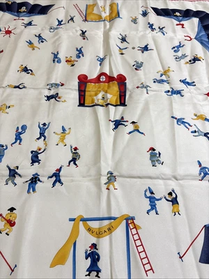 BVLGARI Bufanda de Seda 33 pulgadas Motivo Circo Multicolor Blanco Elegante Accesorio Foto 1 de 4