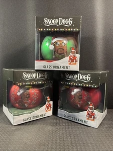 Snoop Dogg / A Hood Tradition / Glass Ornament 2 Red & 1 Green Balls NEW (SET 3) - Picture 1 of 15