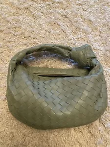 Bottega Veneta Jodie Teen, New Sauge, Fast Neu!!!! - Bild 1 von 8