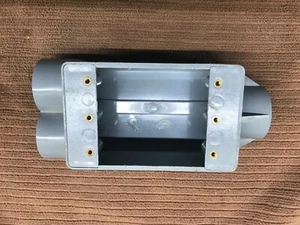Carlon E979E FSCC PVC 1-Gang elektrische Anschlussdose 3/4 Zoll Leerrohr 3 Naben - Bild 1 von 4