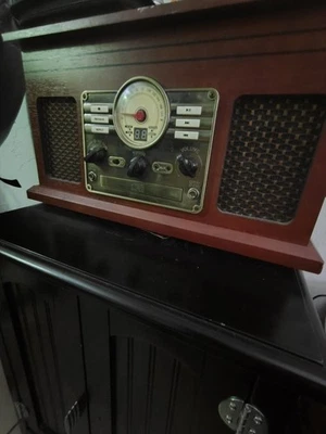 Innovative Technology FM CD Recorder Cassette Turntable Bluetooth 8 in 1 Remote - Image 1 of 4