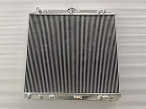RADIATOR Fit Nissan Pathfinder R51/Frontier/NP300 D40 Navara 2.5L I4 YD25DDTI AT - Picture 1 of 7