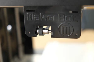 IDE Upgrade Diverting Pulley for Makerbot Replicator 2 & 2X - Picture 1 of 4