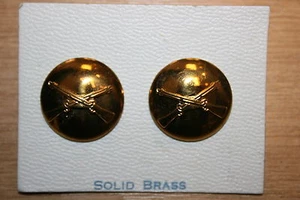 ORIGINAL DE FINALES DE LA SEGUNDA GUERRA MUNDIAL - INFANTERÍA DE GUERRA DE COREANA INSIGNIAS CUELLO ABOVEDADO TIPO X 2 - Imagen 1 de 2
