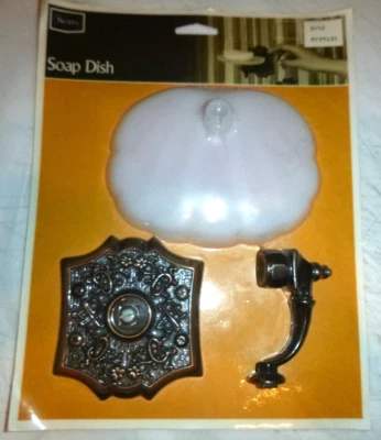 Jabonera antigua de montaje en pared de latón ornamentada Sears años 70 nueva de colección Foto 1 de 4