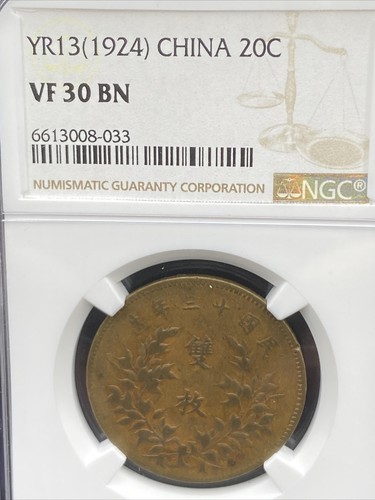 Foto 1 di 4