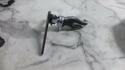 11 reposapiés trasero derecho Yamaha XVS1300 XVS 1300 CU Stryker Foto 1 de 4