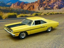 Mopar 1970 70 Plymouth 426 V-8 HEMI GTX Muscle Car 1/64 Scale Limited Edition J