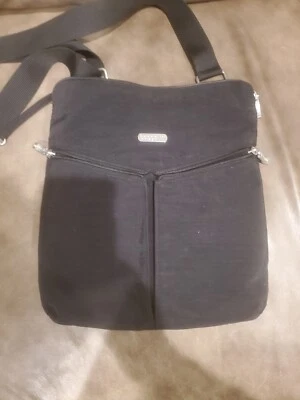 baggallini BLACK NYLON CANVAS URBAN MESSENGER CROSSBODY ORGANIZER SHOULDER BAG - Image 1 of 3