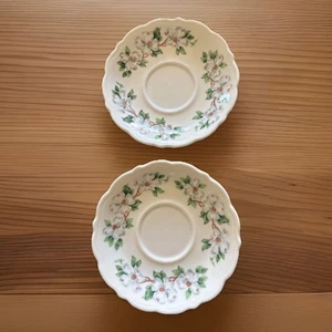 Vintage 2 Syrakus China Hartriegel 5-5/8" Untertassen für flache Tasse Hartriegel Blumen USA - Bild 1 von 12