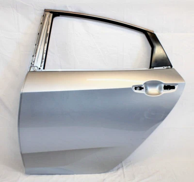 Honda Civic 2016-2020 puerta trasera izquierda carcasa plateada NH830M OEM Foto 1 de 4