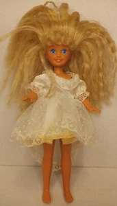 Vintage Stacie Mattel Barbie Sister Doll 1991  blue eyes Blonde/ Malaysia - Picture 1 of 9