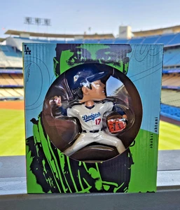 NEW in the BOX - Shohei Ohtani 2025 Los Angeles Dodgers SGA Pitching Bobblehead - Picture 1 of 2