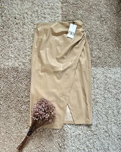 NEW Zara Max Maxi Skirt Beige Faux Leather Zip Zipper Women’s L - Picture 1 of 9