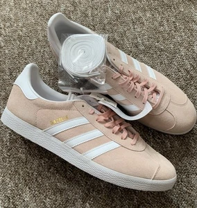 Adidas Gazelle UK 11.5 Salmon Pink New with Tags Casual Holiday Trainers - Picture 1 of 7