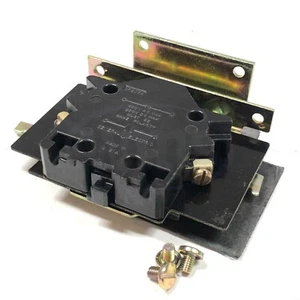 CR205X500A General Electric Aux Contact Kit - Picture 1 of 5