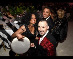 Diana Ross 8x10 Photo 21 - Picture 1 of 1