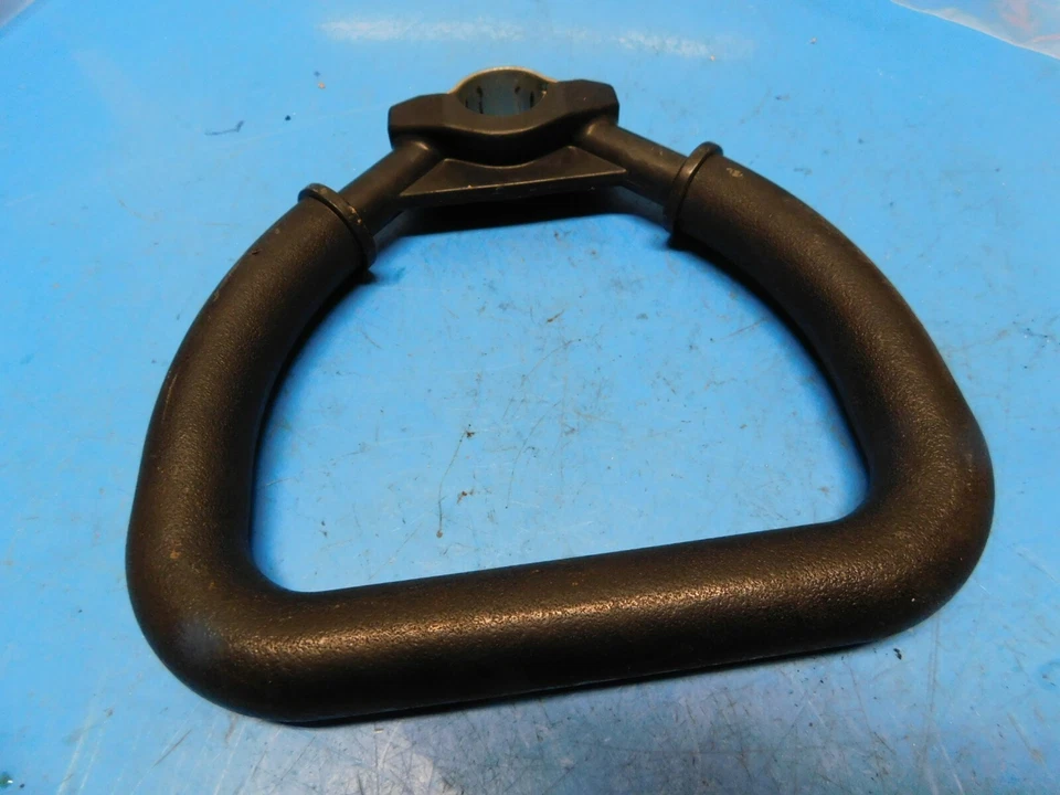 HANDLE BAR FOR CUB CADET TRIMMER ST35    ----    BOX 671 R - Image 1 of 1