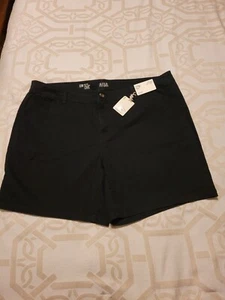 Women's Size 22 W Mid Rise Black Twill Shorts A.N.A. NWT, 8" inseam 44" waist - Picture 1 of 6